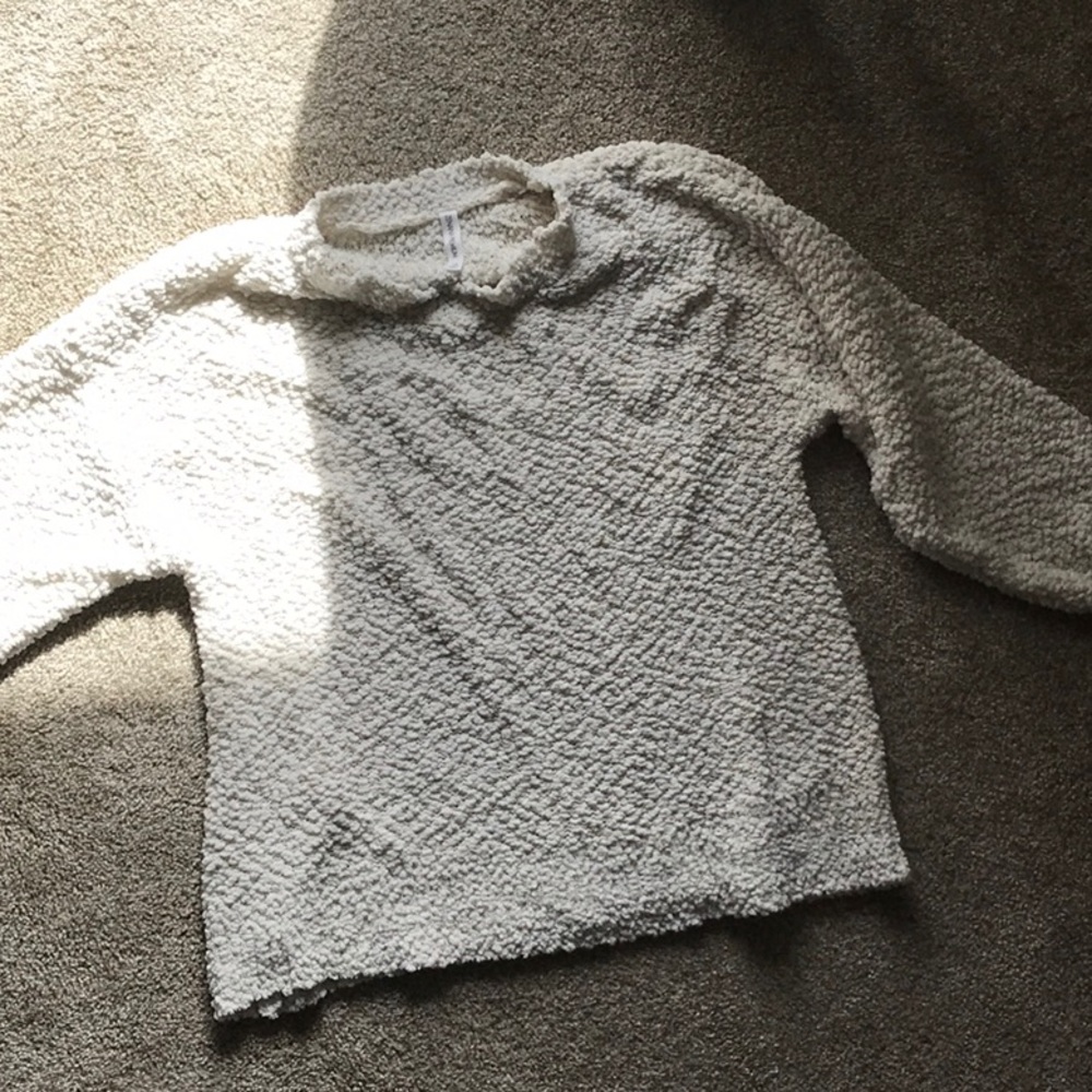 Sweater - Picture 2 of 2